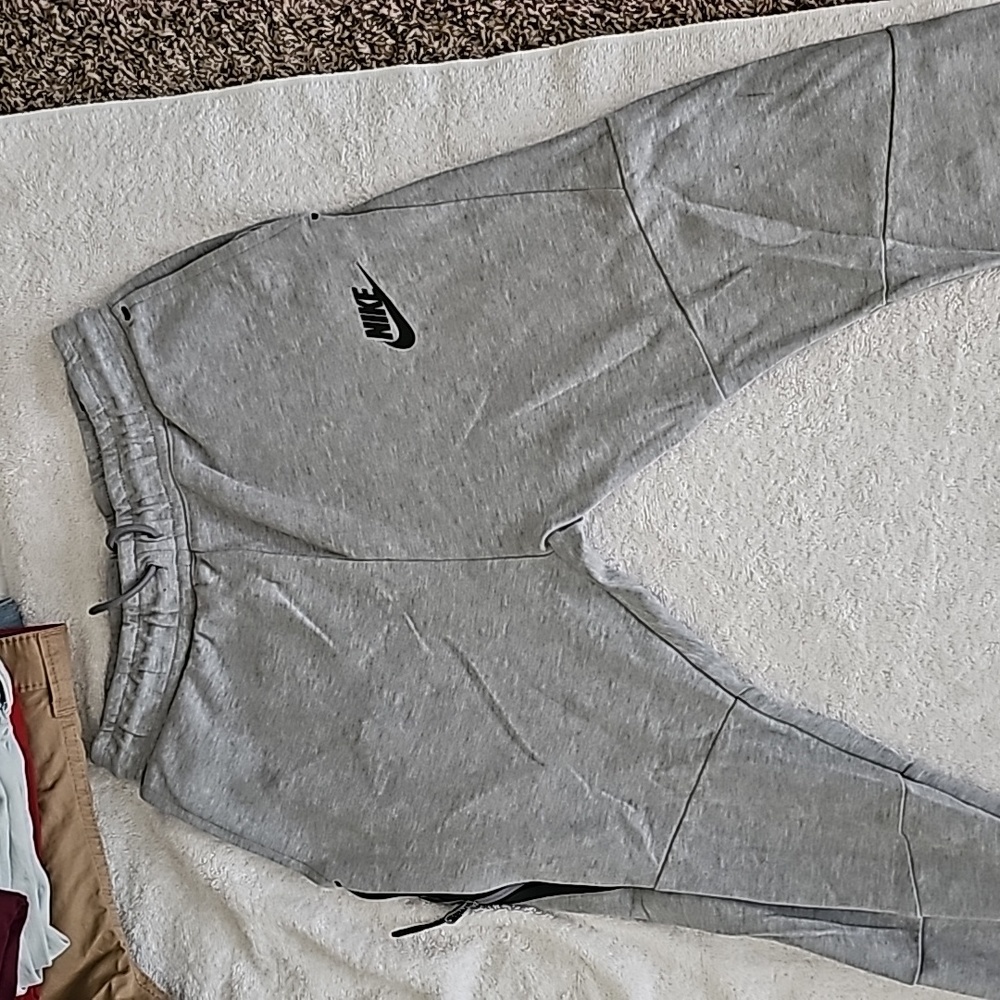 Nike joggers